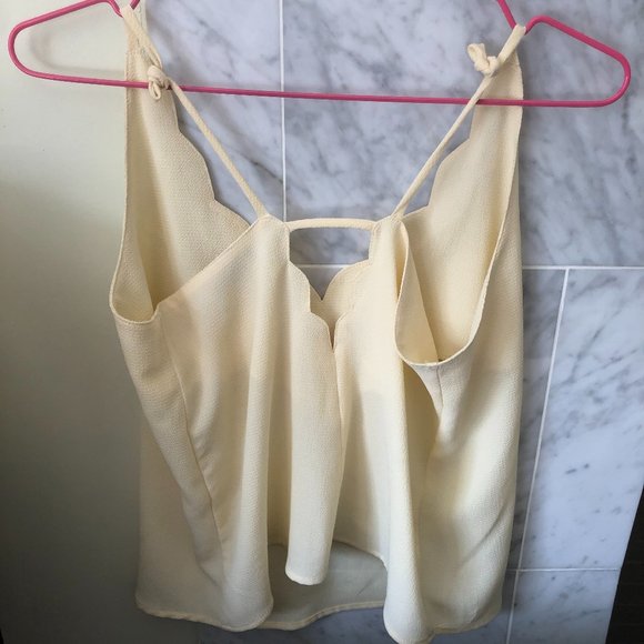 Yellow Scallop Trim Tank Top - Picture 2 of 3